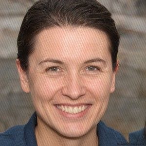 Meet your Posher, Caroline